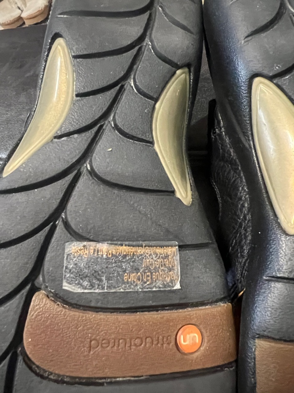 Clarks Black Leather Comfort Slingback Sandals - Picture 7 of 7